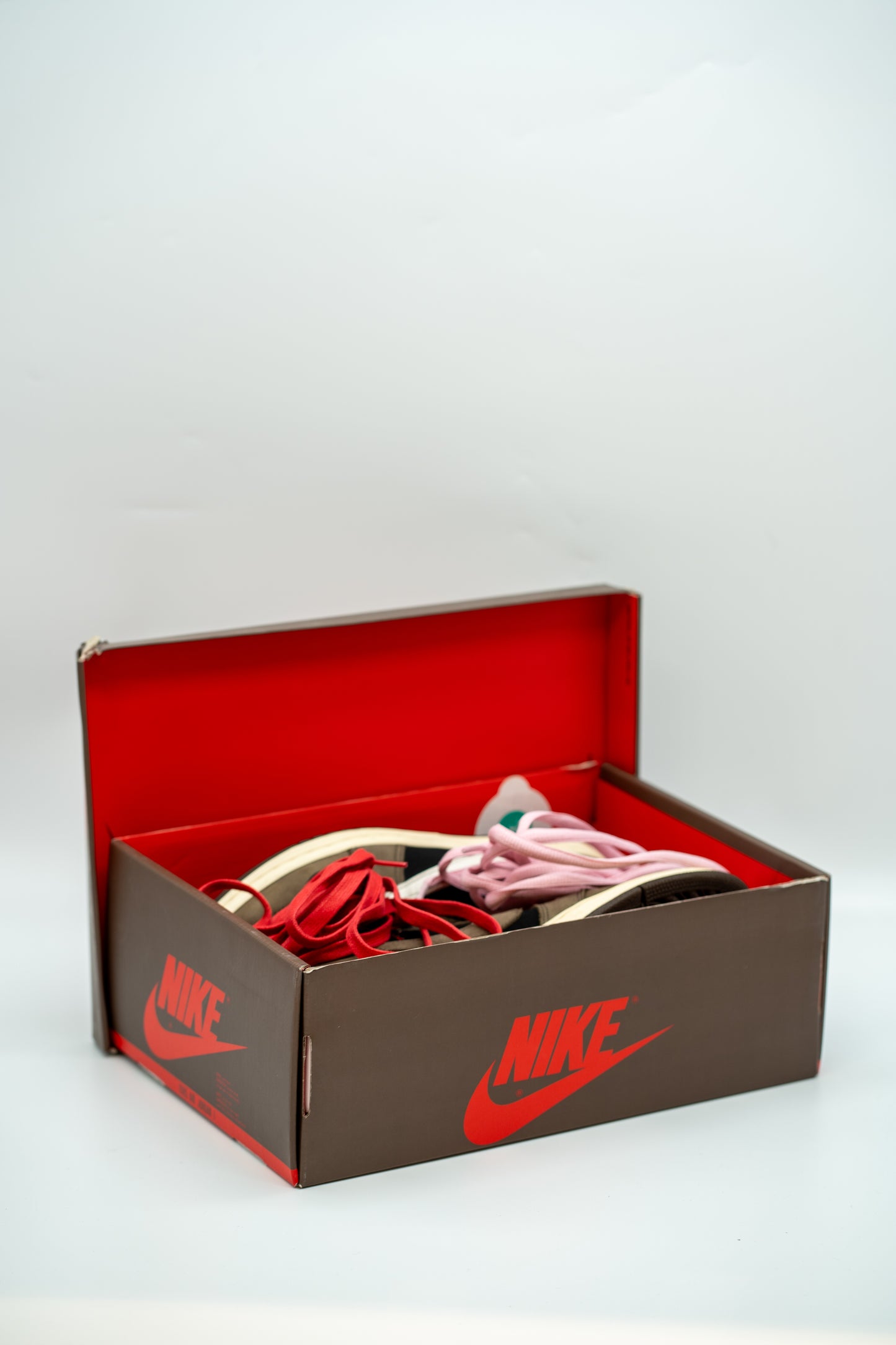 Pre-Owned Jordan 1 Low OG (M) Travis Scott