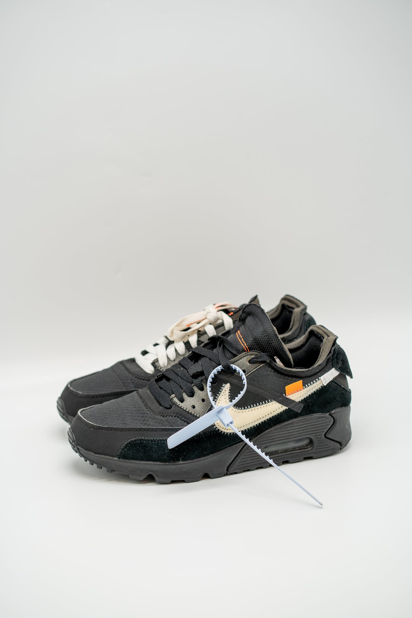 Pre-Owned Nike Air Max 90 (M) Off-White Black