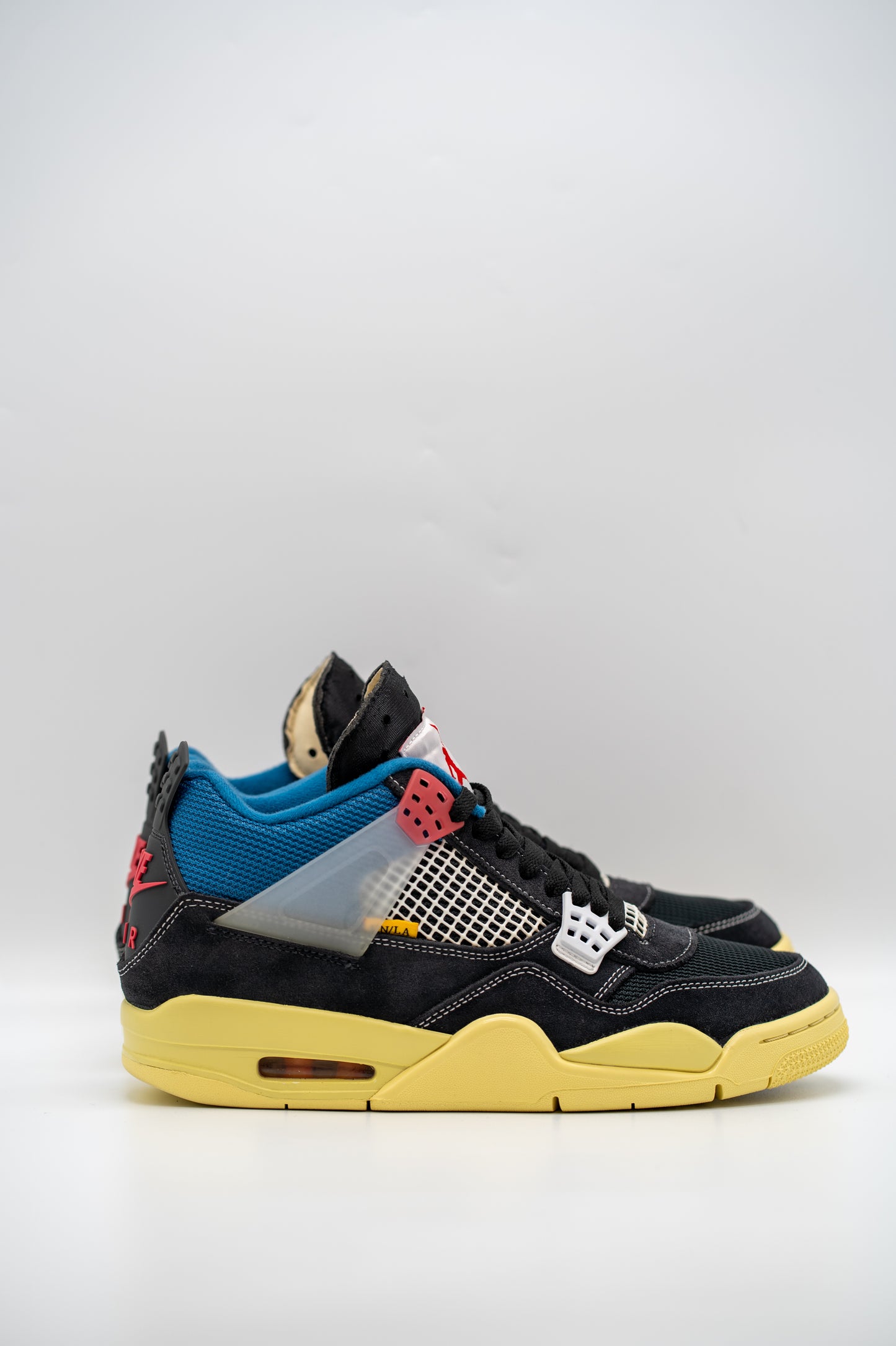 Pre-Owned Jordan 4 (M) Union Off Noir Unstitched