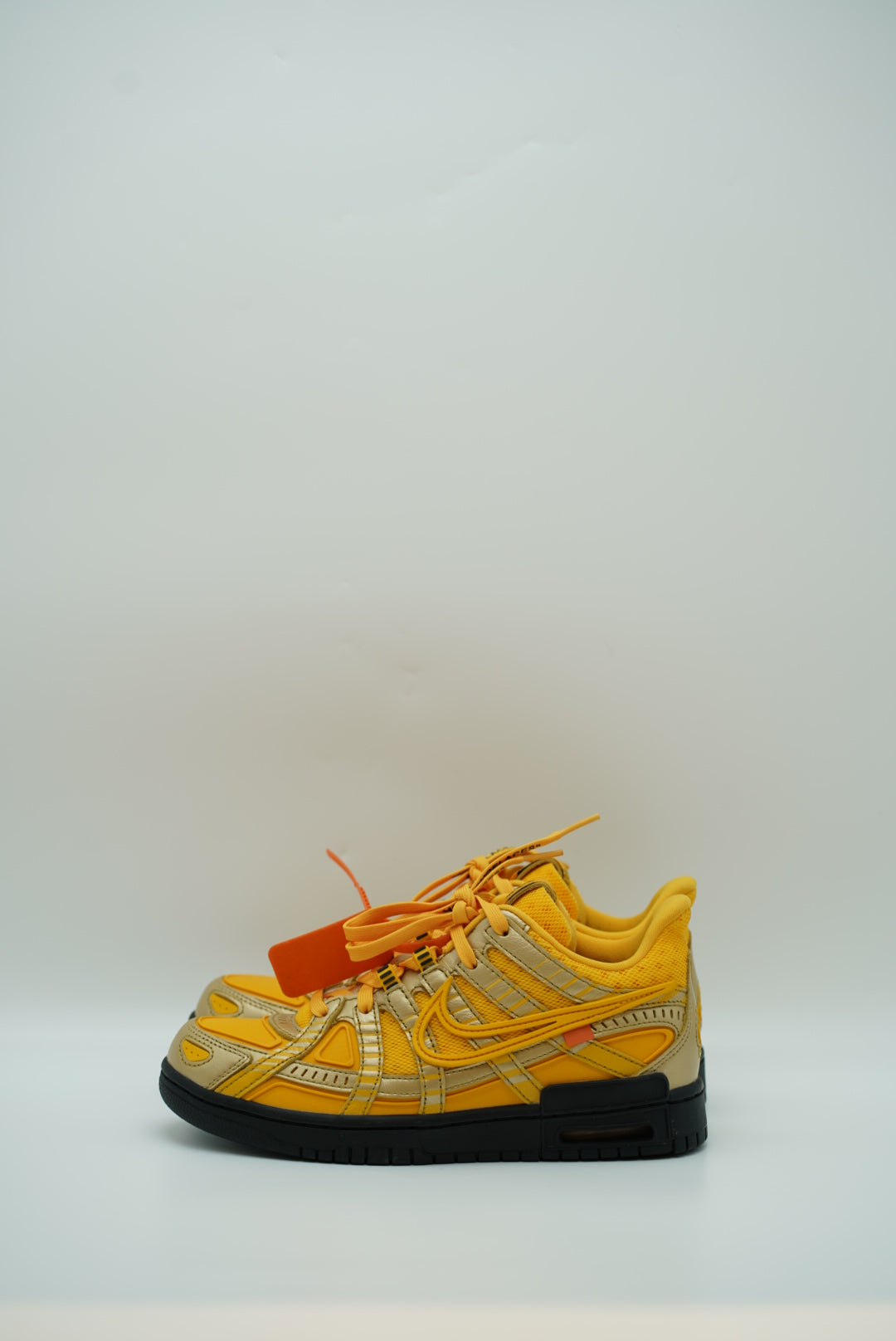 Nike air rubber dunk low off-white university gold | The Valley Store Philippines
