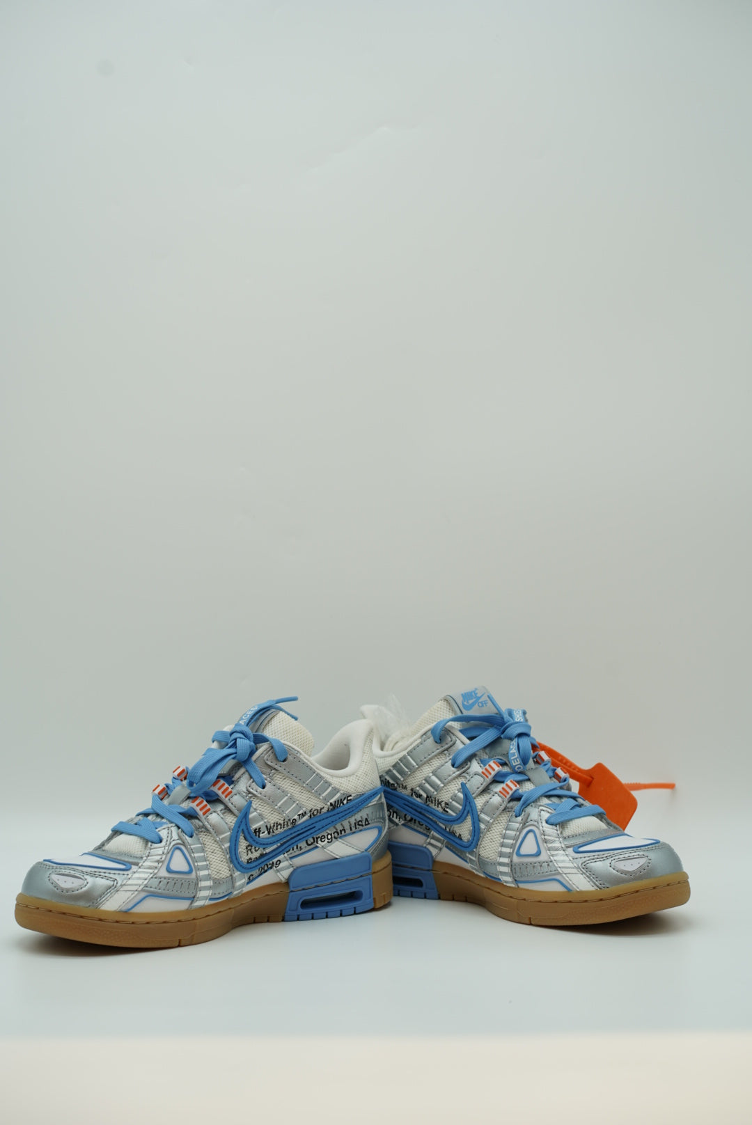 Nike air rubber dunk low off-white unc | The Valley Store Philippines