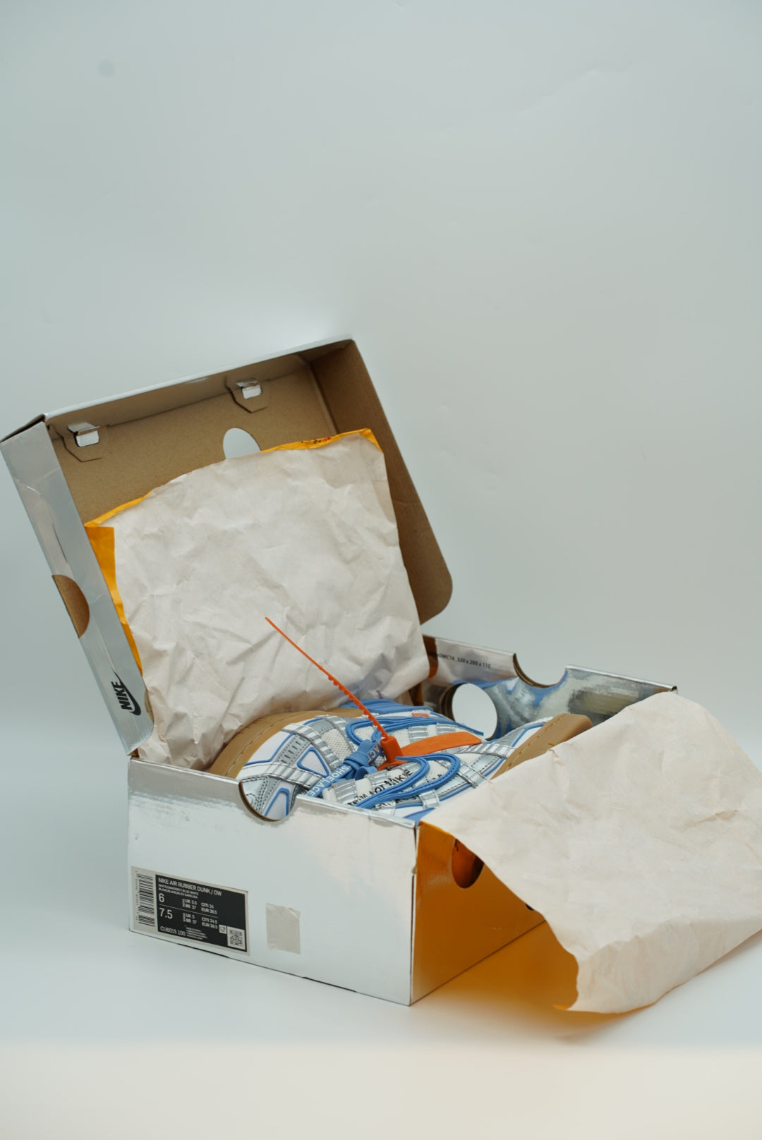 Nike air rubber dunk low off-white unc | The Valley Store Philippines