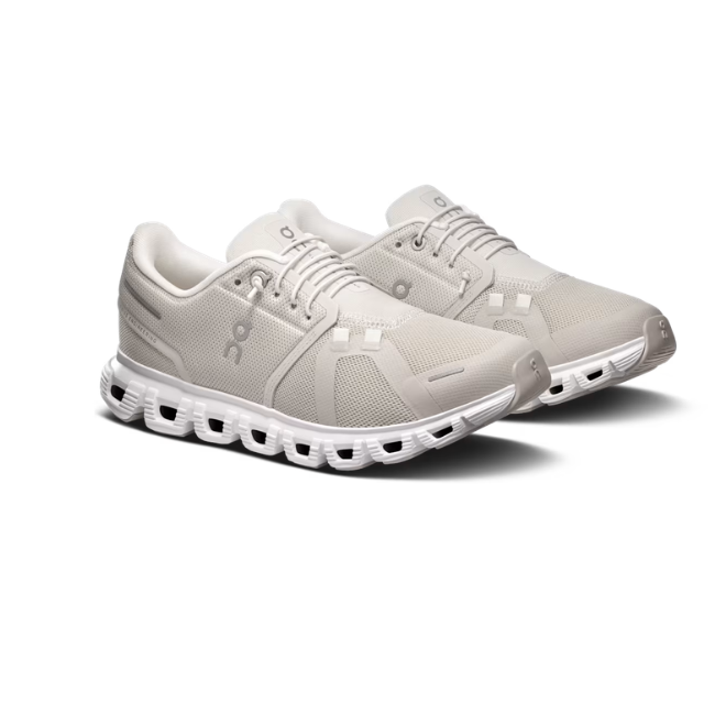 On Running Cloud 6 (W) Pearl White
