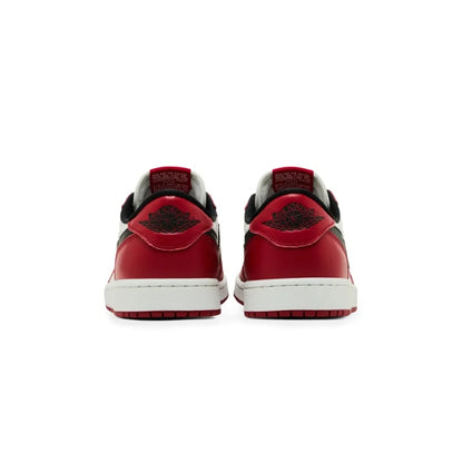 Jordan 1 Low OG (M) Chicago (2025)
