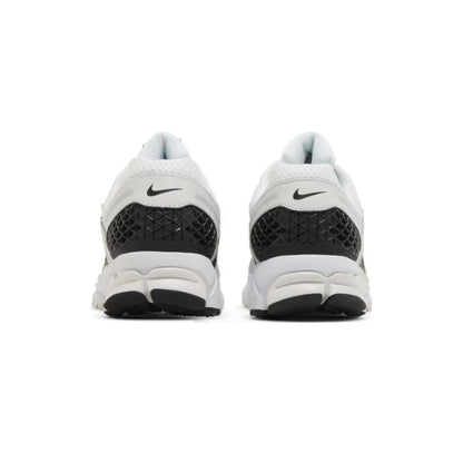 Nike Zoom Vomero 5 (M) White Black