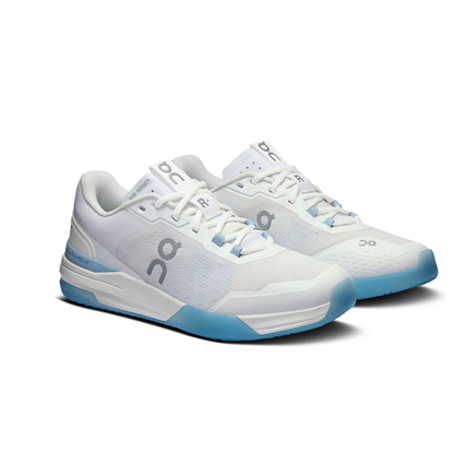 On Running The Roger Advantage Pro (M) White Chambray