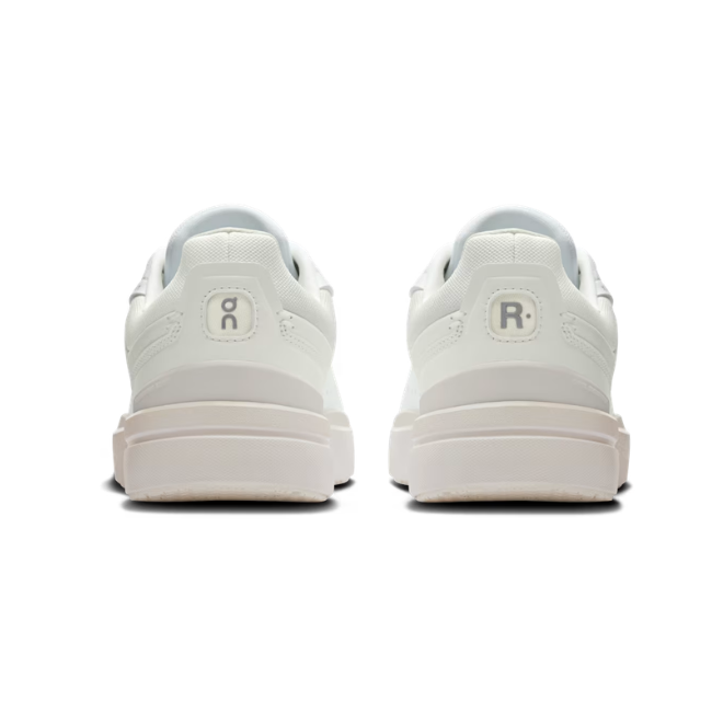 ON THE ROGER ADVANTAGE WHITE